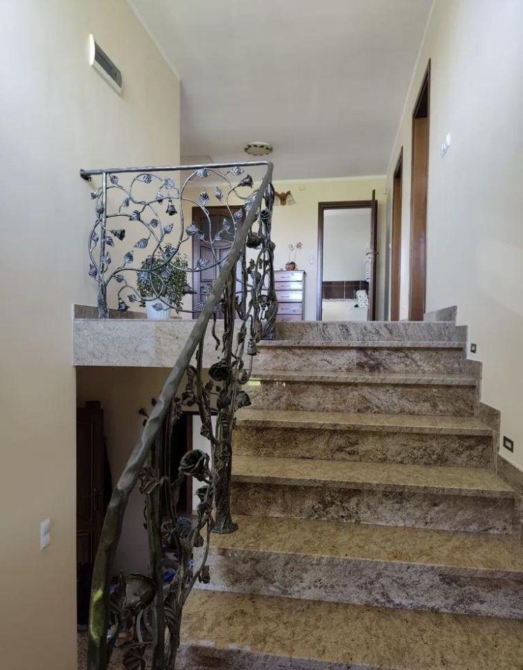 dom wolnostojący, 8 pokoi Stara Łomża przy Szosie, ul. Lipowa. Zdjęcie 4