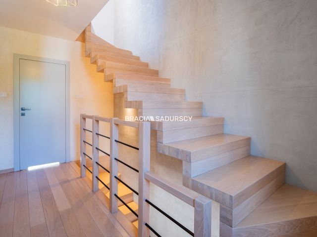 dom wolnostojący, 4 pokoje Kraków Dębniki, ul. Zakrzowiecka. Zdjęcie 14