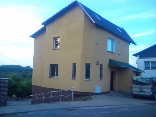 dom wolnostojący, 5 pokoi Bolesławiec, ul. Konradowska. Zdjęcie 1