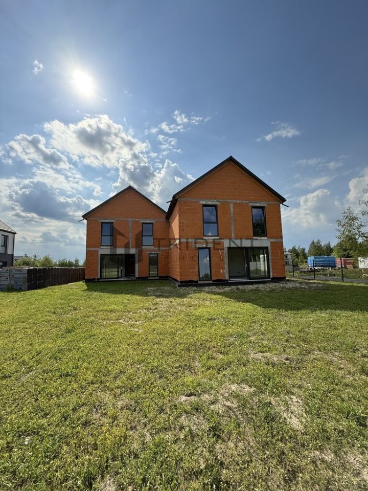 bliźniak, 4 pokoje Łubna. Zdjęcie 7