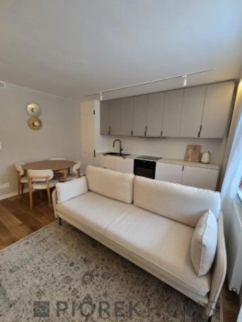 Mieszkanie 3-pokojowe Warszawa Wola, ul. Żelazna. Zdjęcie 2