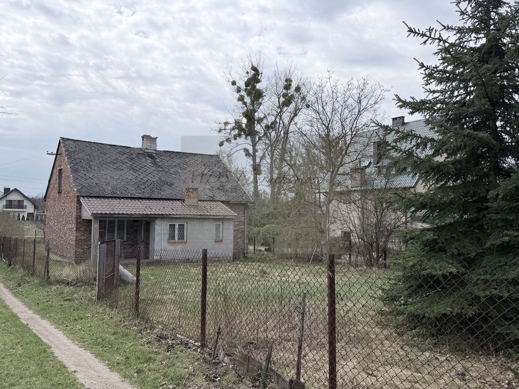 dom wolnostojący, 2 pokoje Lasek. Zdjęcie 14