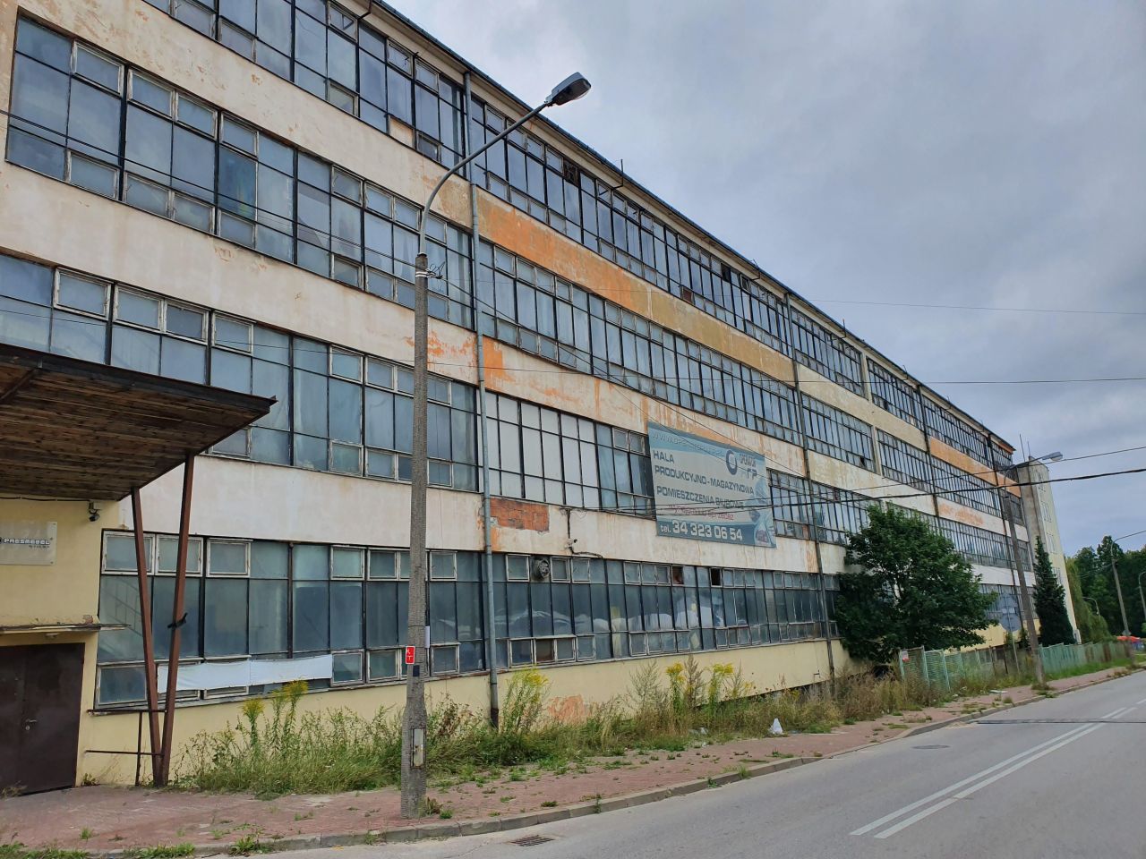 Hala/magazyn Skarżysko-Kamienna Młodzawy, ul. Asfaltowa. Zdjęcie 1