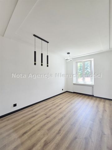 Mieszkanie 4-pokojowe Wałbrzych Stary Zdrój, ul. Stefana Żeromskiego. Zdjęcie 3