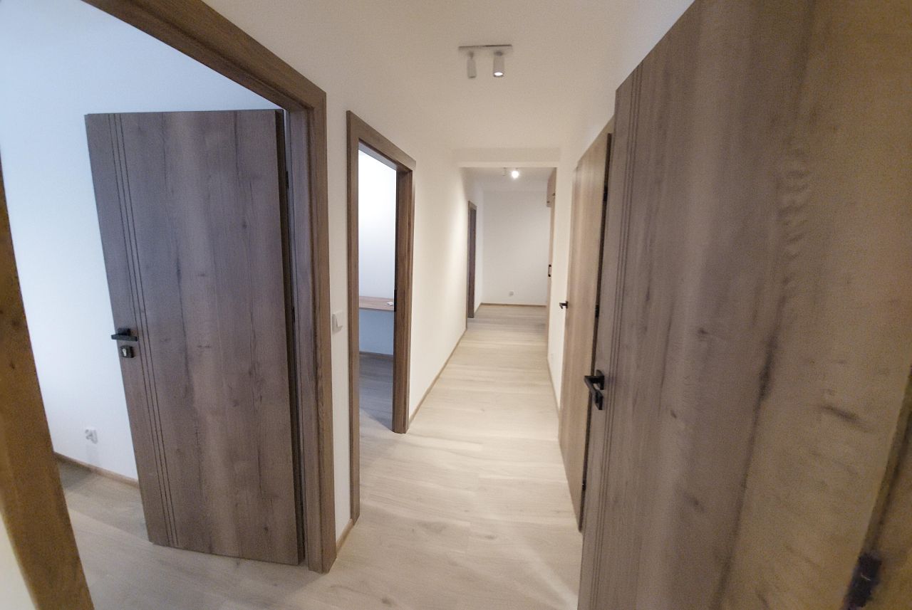 Mieszkanie 4-pokojowe Wrocław Tarnogaj, ul. gen. Antoniego Madalińskiego. Zdjęcie 6