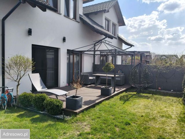 bliźniak, 3 pokoje Nadolice Wielkie, ul. Wilcza. Zdjęcie 1