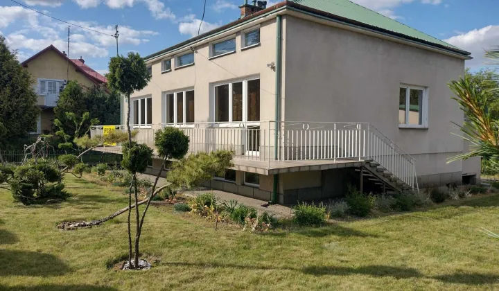 dom wolnostojący, 6 pokoi Leżajsk, Xyz