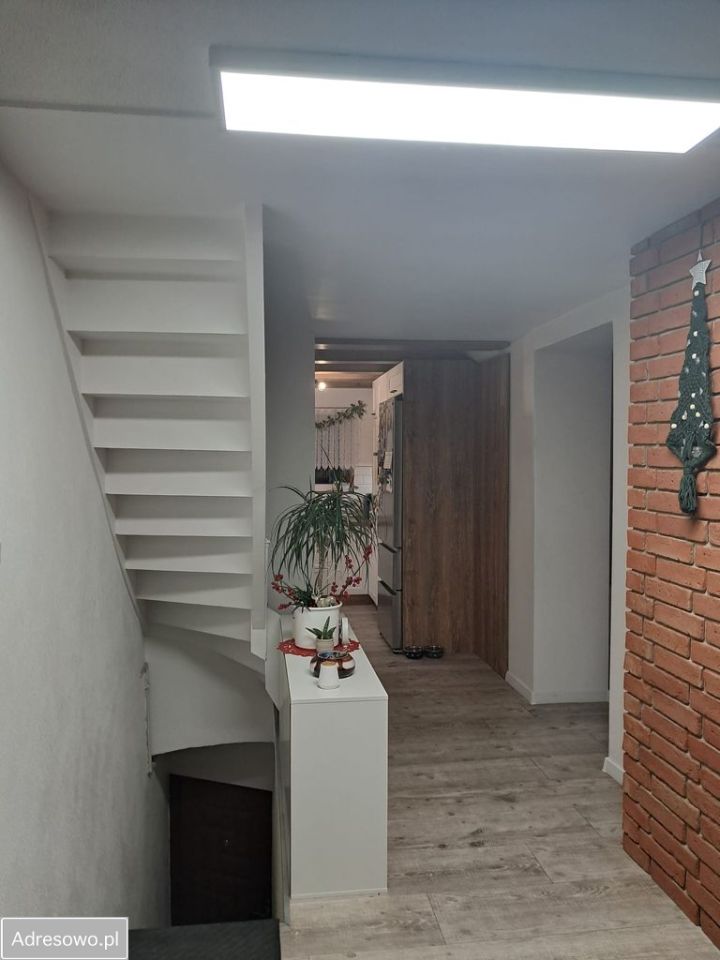 Mieszkanie 4-pokojowe Nysa, ul. Krawiecka. Zdjęcie 3