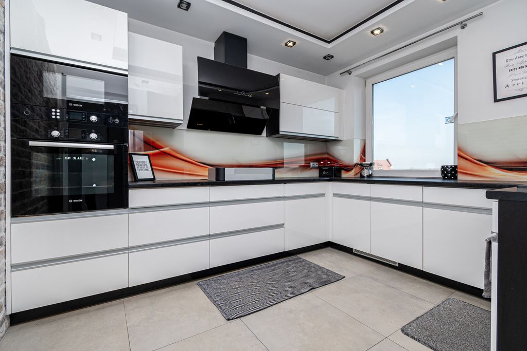 Mieszkanie 4-pokojowe Kalisz, ul. Korczak. Zdjęcie 3