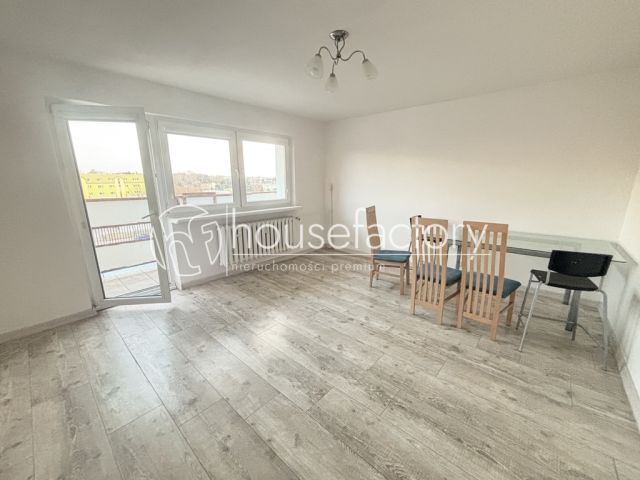 Mieszkanie 3-pokojowe Łódź Górna. Zdjęcie 1