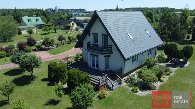 dom wolnostojący, 5 pokoi Piętno. Zdjęcie 3