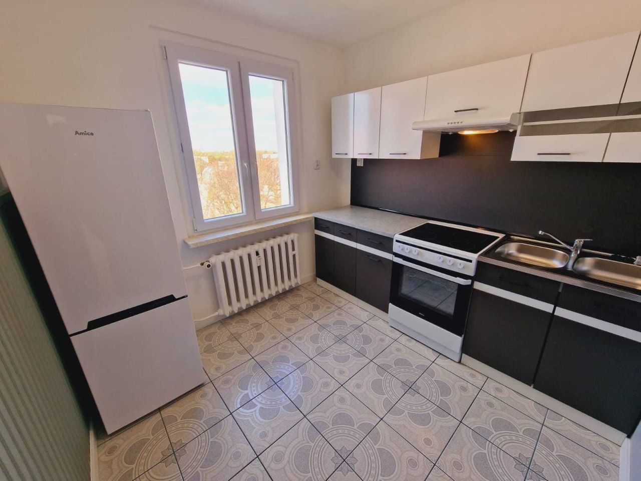 Mieszkanie 3-pokojowe Strzelce Opolskie, ul. Stanisława Moniuszki. Zdjęcie 8