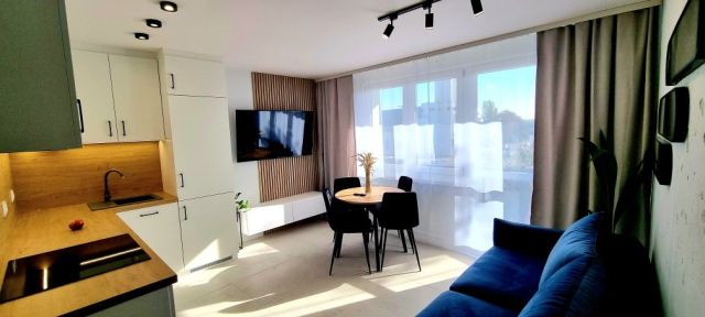 Mieszkanie 3-pokojowe Łódź Górna, ul. Juliana Ursyna Niemcewicza. Zdjęcie 1