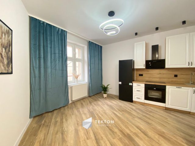 Mieszkanie 2-pokojowe Poznań Łazarz, ul. Kolejowa. Zdjęcie 1