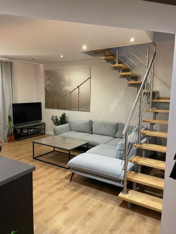 Mieszkanie 4-pokojowe Bielawa, ul. Bolesława Chrobrego. Zdjęcie 1