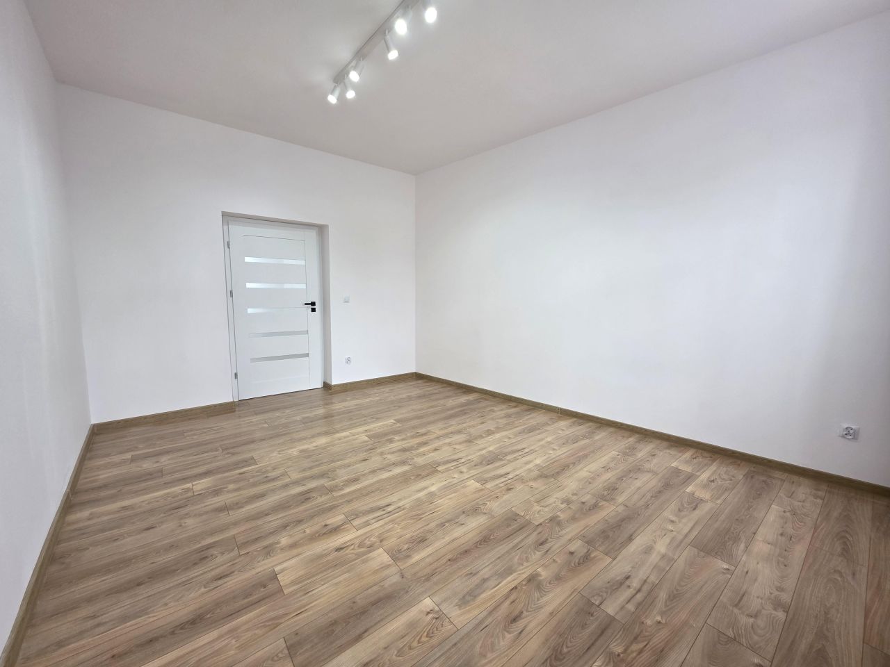 Mieszkanie 2-pokojowe Wieliczka Centrum, ul. Władysława Reymonta. Zdjęcie 7