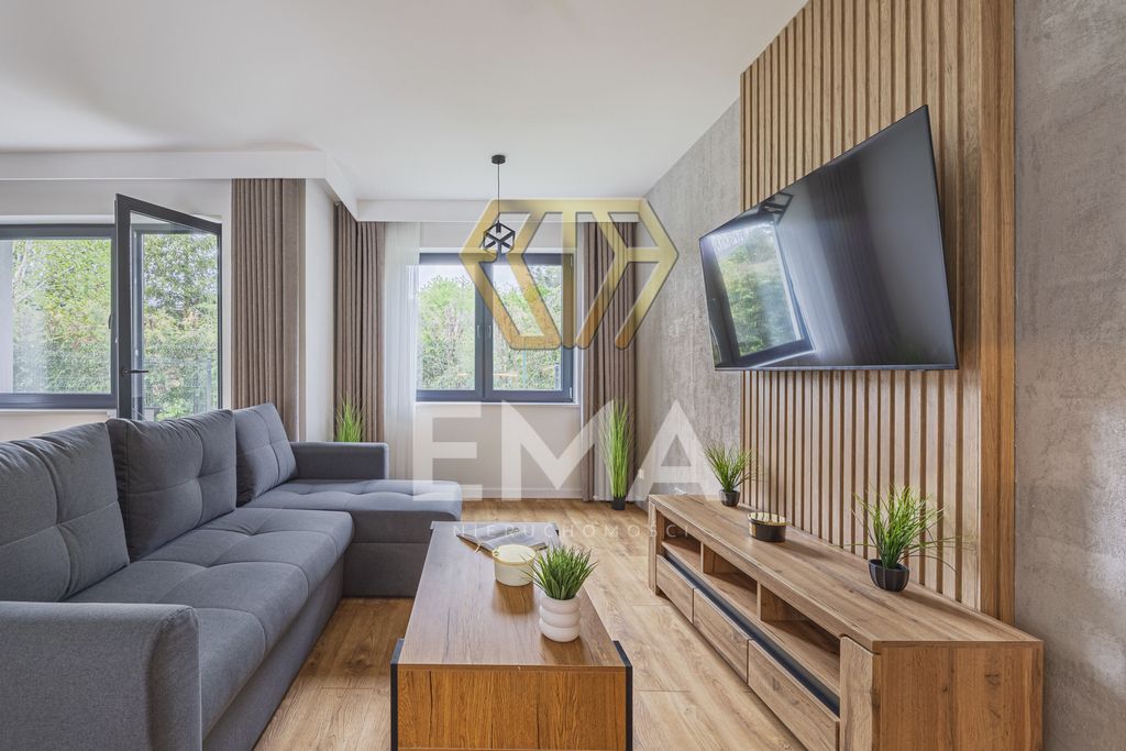 dom szeregowy, 4 pokoje Częstochowa Centrum, ul. Kawia. Zdjęcie 2
