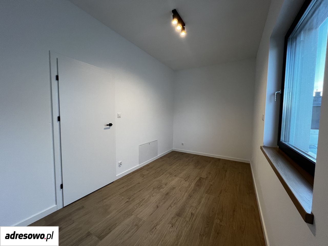 bliźniak, 6 pokoi Pisarzowice, ul. Tęczowa. Zdjęcie 13