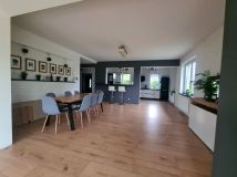 dom wolnostojący, 6 pokoi Ługowina. Zdjęcie 4