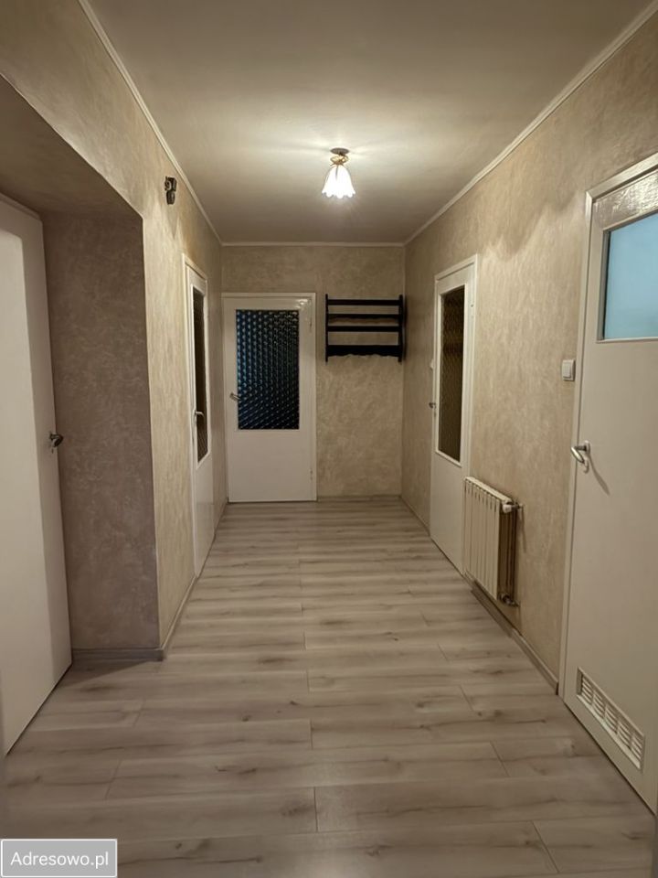 dom wolnostojący, 4 pokoje Święte. Zdjęcie 12