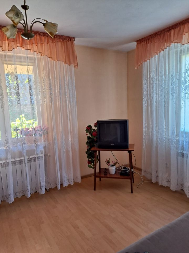 dom wolnostojący, 5 pokoi Roszkowa Wola. Zdjęcie 10