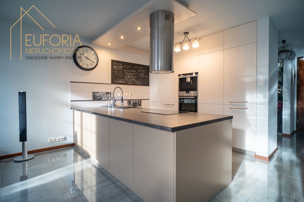 Mieszkanie 4-pokojowe Łódź. Zdjęcie 4