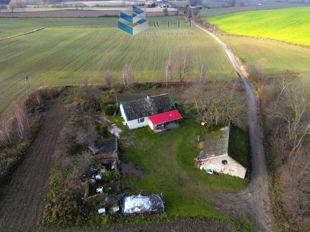 dom wolnostojący, 3 pokoje Pietrzwałd. Zdjęcie 2