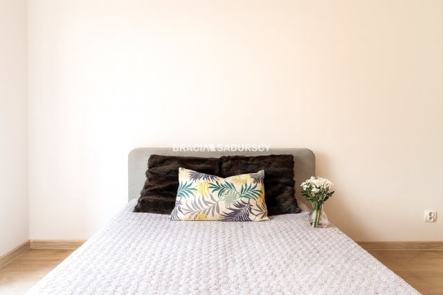 Mieszkanie 2-pokojowe Kraków Bronowice, ul. Eljasza Walerego Radzikowskiego. Zdjęcie 4