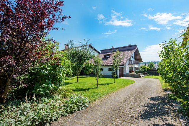 dom wolnostojący, 4 pokoje Wieliczka, ul. Różana. Zdjęcie 1