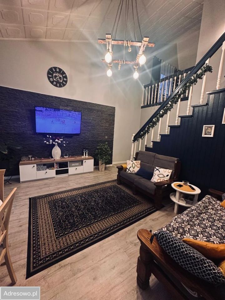 dom wolnostojący, 4 pokoje Bielsko. Zdjęcie 1