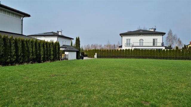 Działka budowlana Pęcice Małe, ul. Parkowa. Zdjęcie 1