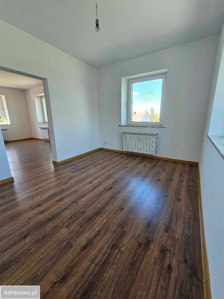 dom wolnostojący, 7 pokoi Jemna. Zdjęcie 17