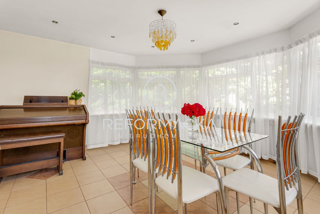 dom wolnostojący, 6 pokoi Wysoka Głogowska. Zdjęcie 7