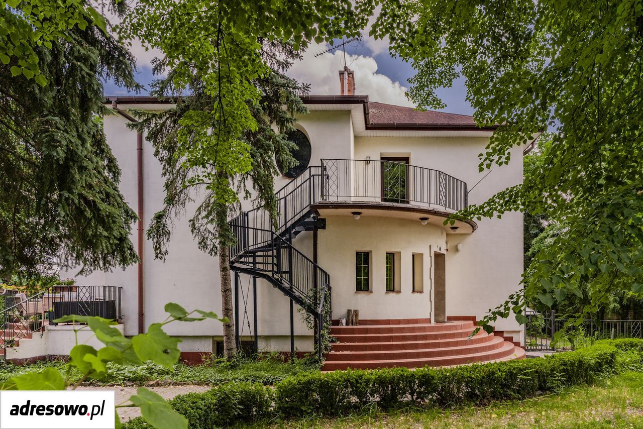 dom wolnostojący, 7 pokoi Łódź Polesie, ul. Sanitariuszek. Zdjęcie 1