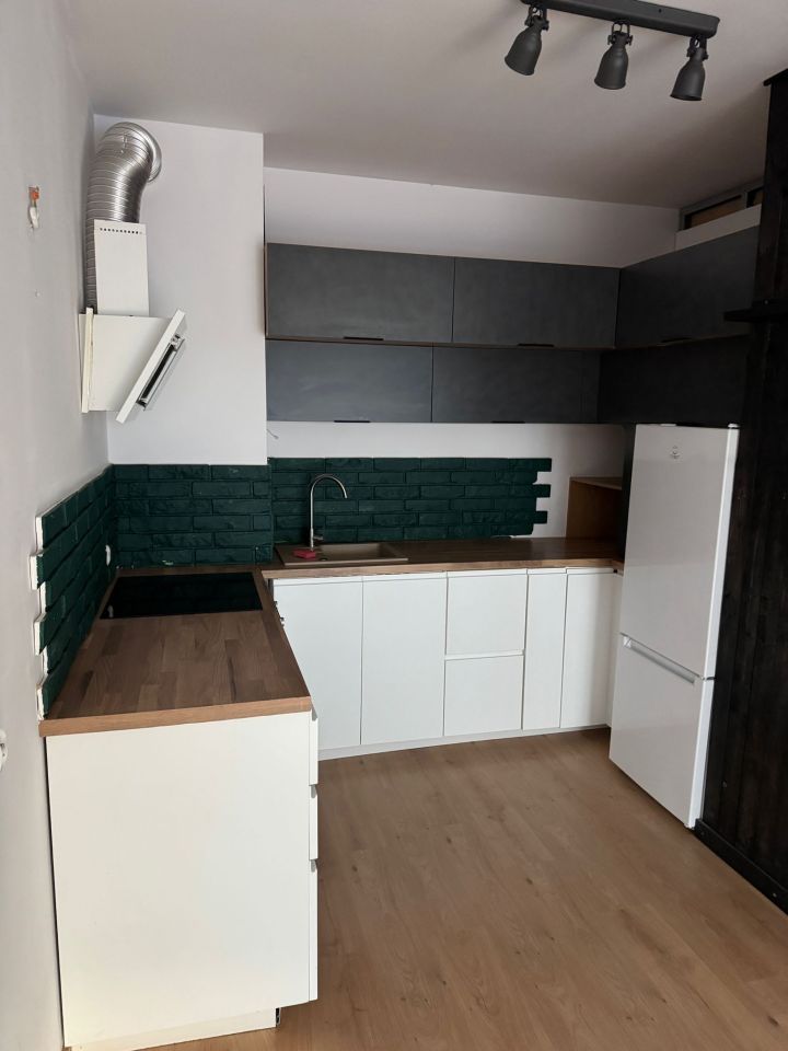 Mieszkanie 2-pokojowe Gdynia Chwarzno-Wiczlino, ul. Czesława Niemena. Zdjęcie 3