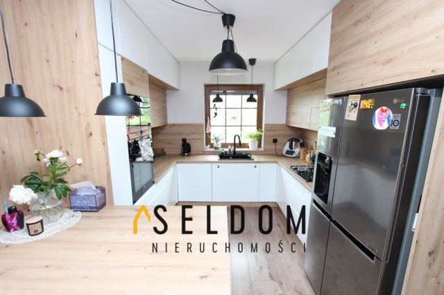 dom wolnostojący, 5 pokoi Wierzbno. Zdjęcie 9