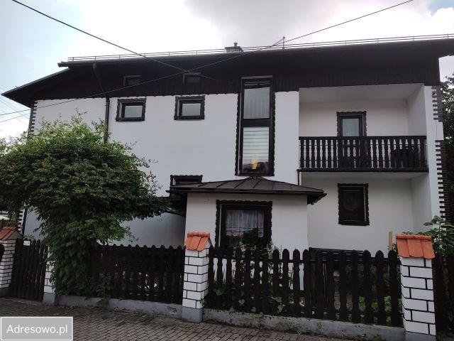 dom wolnostojący, 10 pokoi Ustroń Poniwiec, ul. Jesionowa. Zdjęcie 1