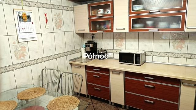 dom wolnostojący, 5 pokoi Bolesławiec, ul. Czerwonych Maków. Zdjęcie 9