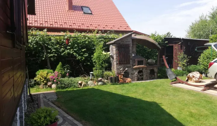 dom wolnostojący Pstrokonie