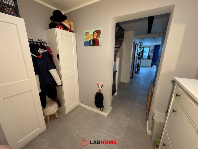 dom szeregowy, 5 pokoi Katowice Zarzecze, ul. gen. Stefana Grota-Roweckiego. Zdjęcie 17