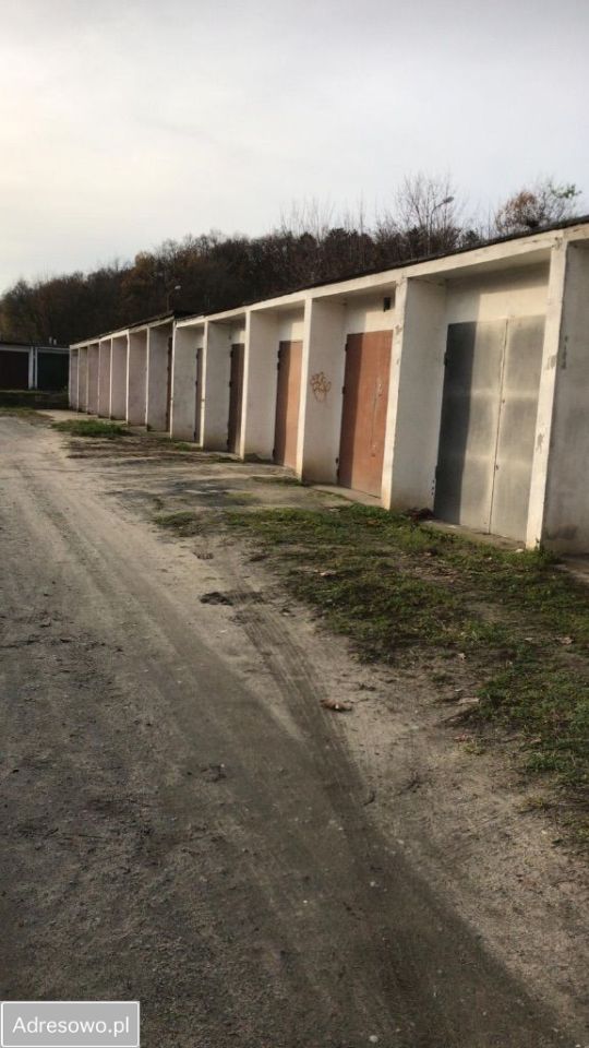 Garaż/miejsce parkingowe Gryfice, ul. Akacjowa. Zdjęcie 3