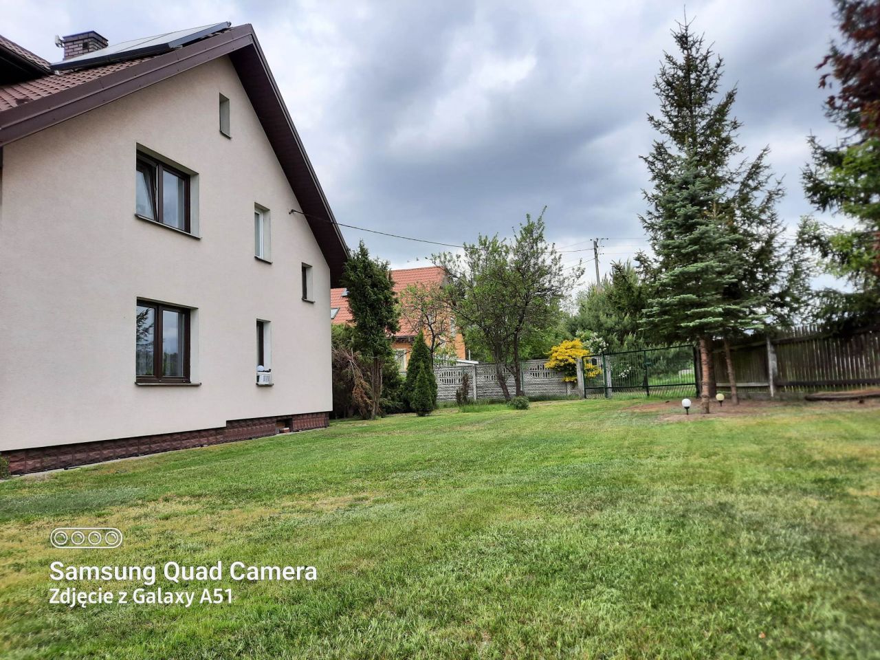 dom wolnostojący, 5 pokoi Nowa Huta Łapigrosz. Zdjęcie 2