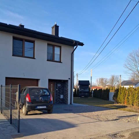 dom szeregowy Międzyrzec Podlaski, ul. Berezowska. Zdjęcie 1