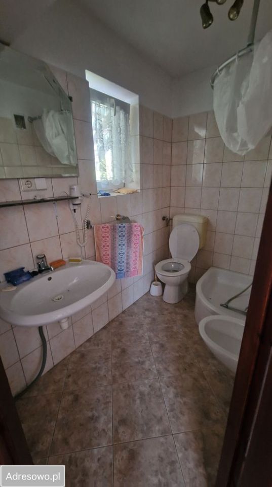 dom letniskowy, 3 pokoje Chmielów, ul. 2 Września. Zdjęcie 4