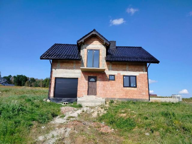 dom wolnostojący Porąbka Uszewska. Zdjęcie 1