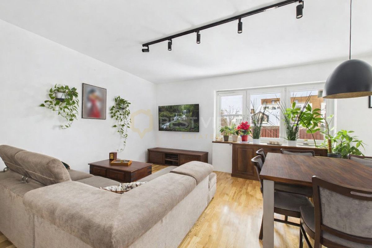 bliźniak, 4 pokoje Łomianki Dolne, al. Fryderyka Chopina