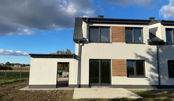 Mieszkanie 3-pokojowe Łosino, ul. Starowiejska