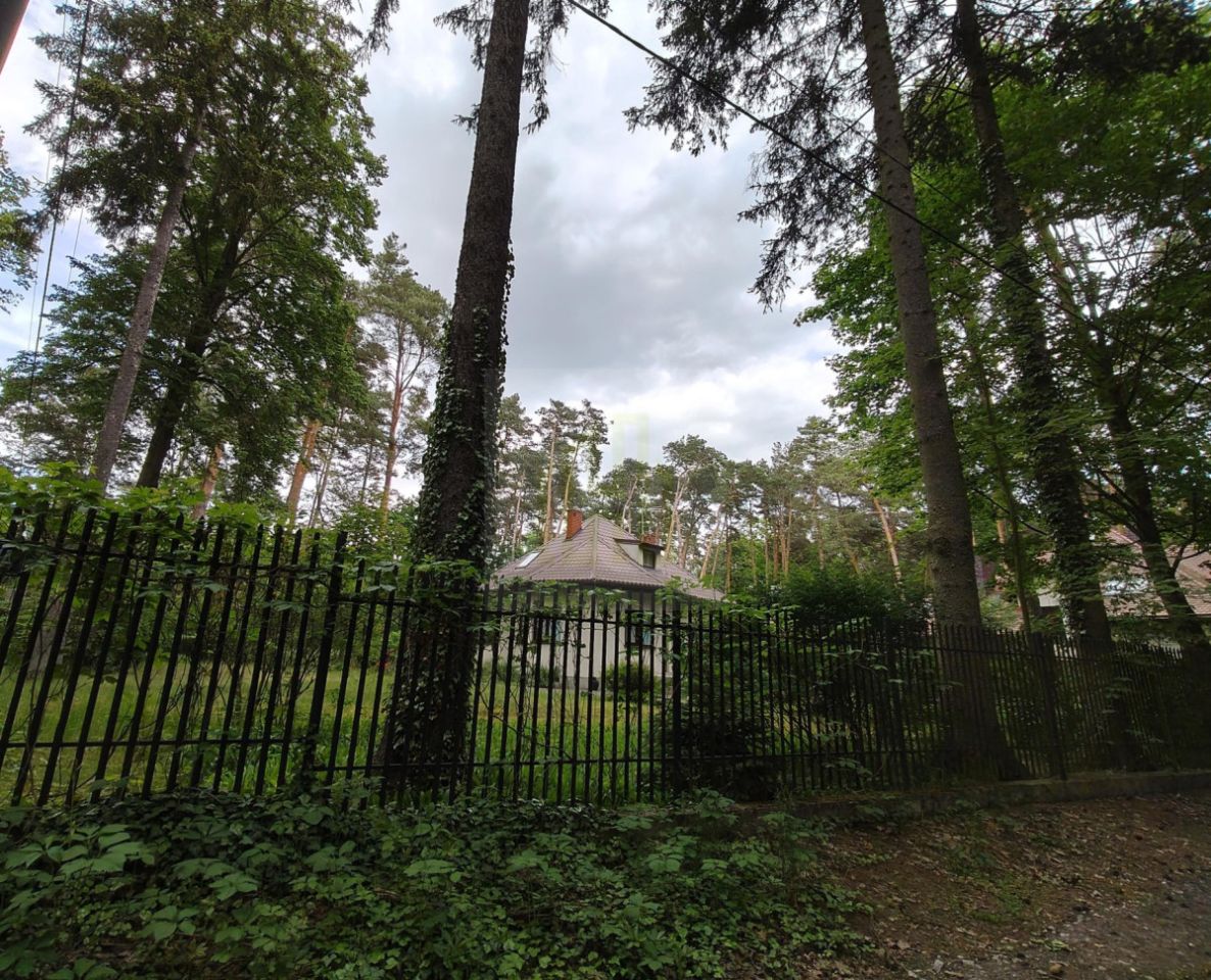 dom wolnostojący, 4 pokoje Podkowa Leśna