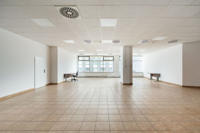 Lokal Warszawa Praga-Południe, al. Stanów Zjednoczonych. Zdjęcie 2