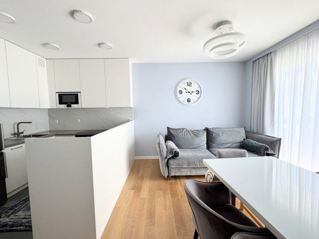 Mieszkanie 4-pokojowe Kraków Łagiewniki, ul. Turonia. Zdjęcie 1